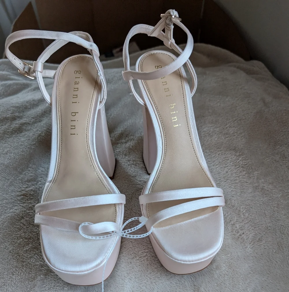 Gianni Bini block-heel platform dress sandals Size 9.5